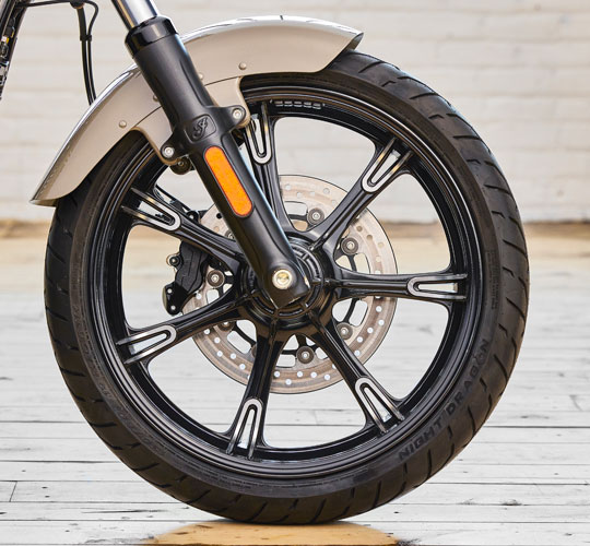 19"キャストホイール